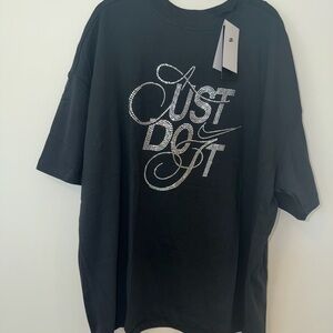 Nike Woman’s Oversized black  'Just Do It' Crystal Logo T-Shirt
